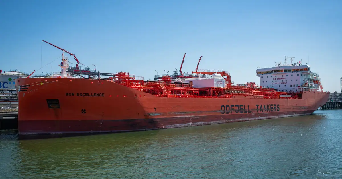 China's Crude Imports Rebound, Eroding the Buffer That Capped Oil Prices